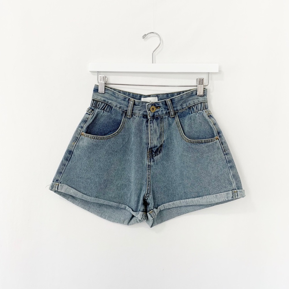 Elastic Detail High-waist Denim Shorts - Picture 5 of 8